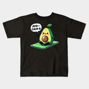 Funny saying Avo-Calm-O: Stay Smooth and Unflustered Kids T-Shirt